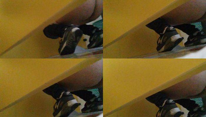 偷拍全班女生015