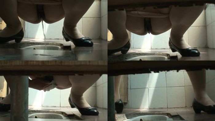 公共厕所偷拍014