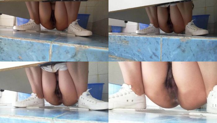 公共厕所偷拍056