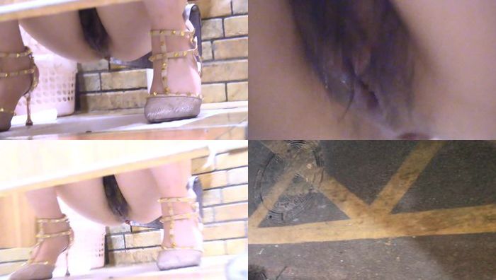 公共厕所偷拍059