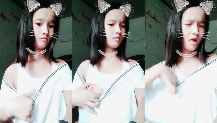 小初萌妹紫薇表演212