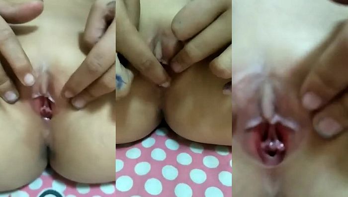 小初萌妹紫薇表演277