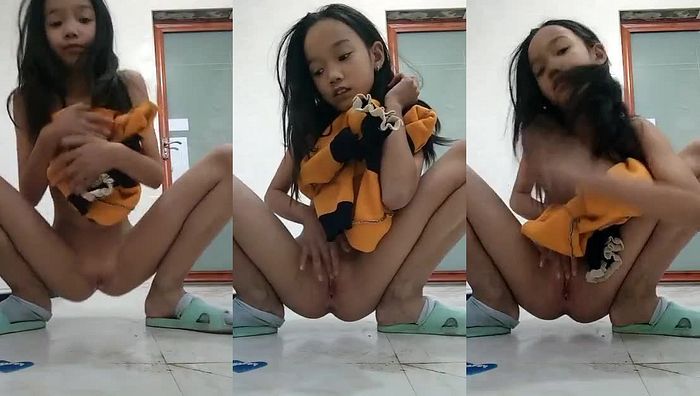 小初萌妹紫薇表演287