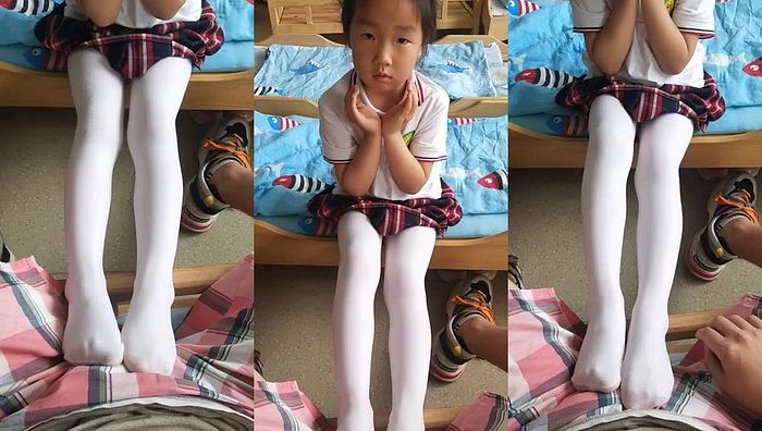 舞蹈白丝萝莉足交039