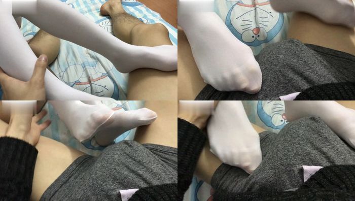小初足交系列005